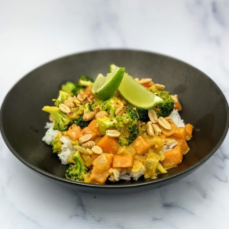 vegmeup plant-based vegan and veggie meals satay curry